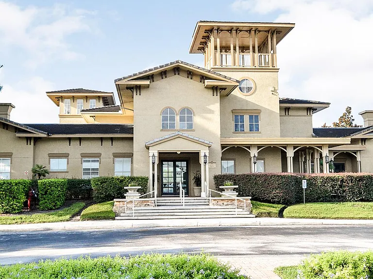 102 Vista Verdi Cir #116 — Photo 1