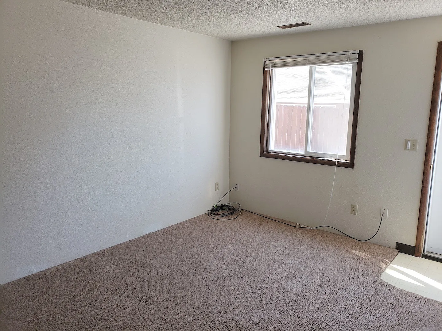 1640 Vuecrest — Photo 4
