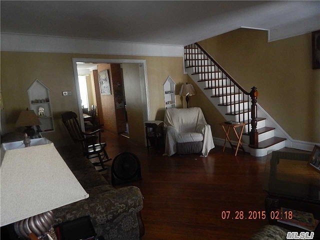 2nd image of 696 E 43rd St
