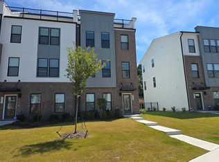 2900 Kempthorne Rd, Cary, NC 27519