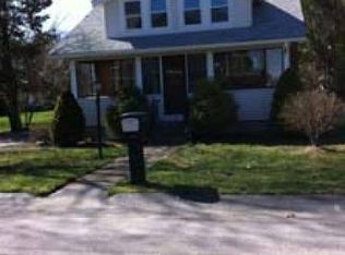 112 Sauga Ave, North Kingstown, RI 02852