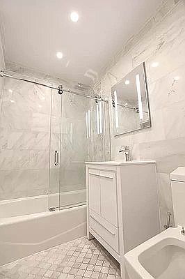 5th image of 127 E 15th St #5