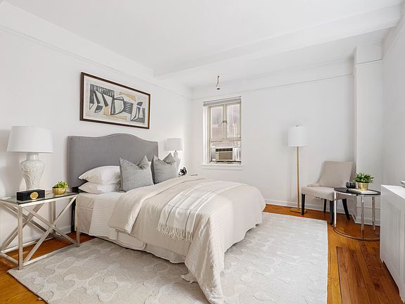 5th image of 7 W 96th St APT 2E