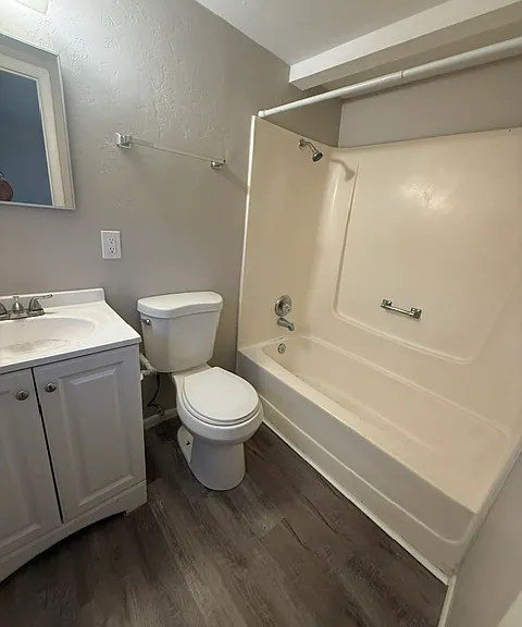 1089 W Schafer Dr #4 — Photo 4