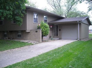 519 Witherspoon Dr, Springfield, IL 62704