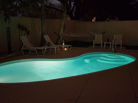 2nd image of 927 Mendoza Blvd
