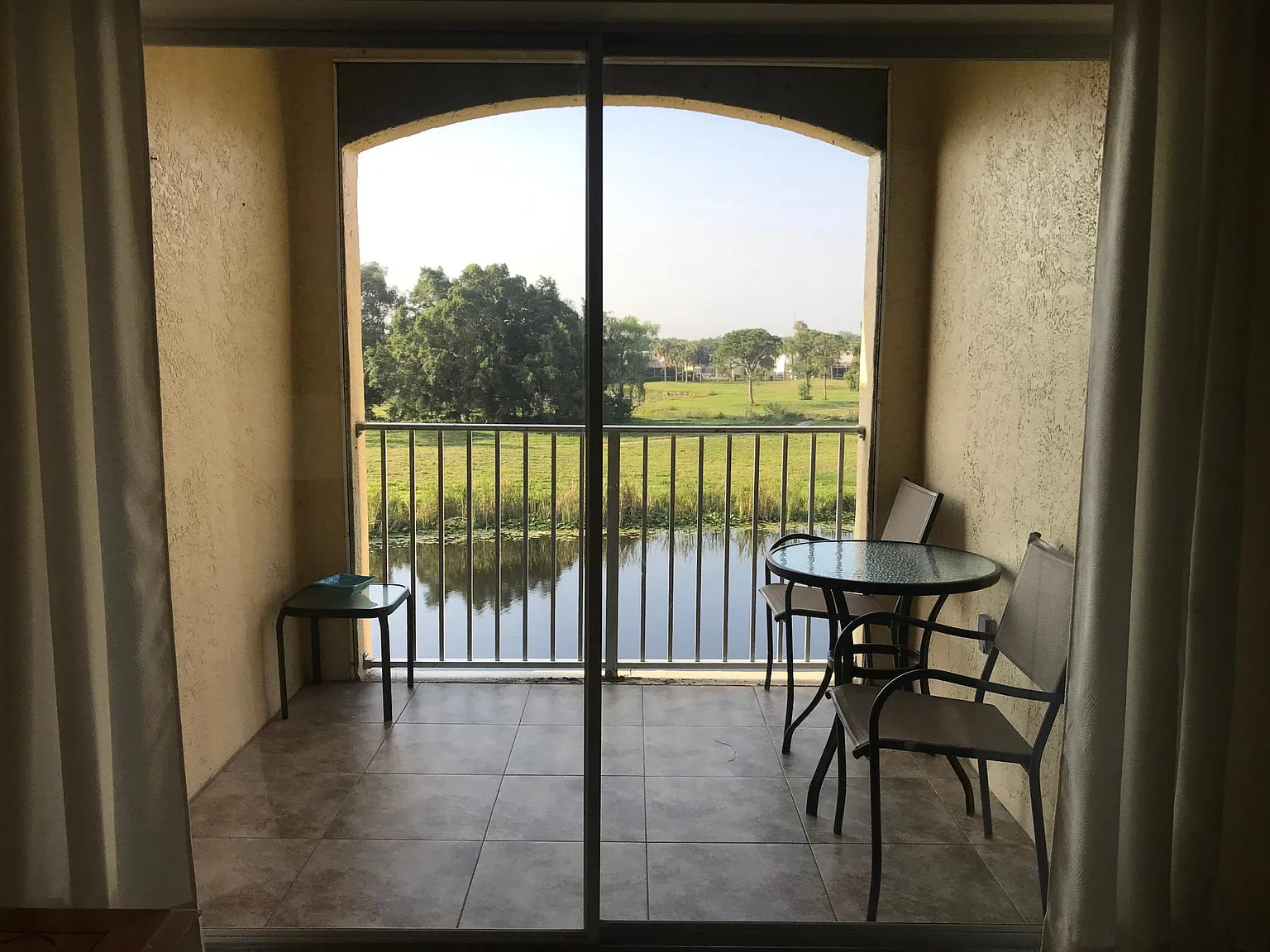 2100 Greenview Shores Blvd — Photo 3