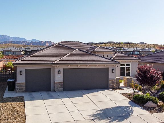 2nd image of 2062 N Vista Springs Dr