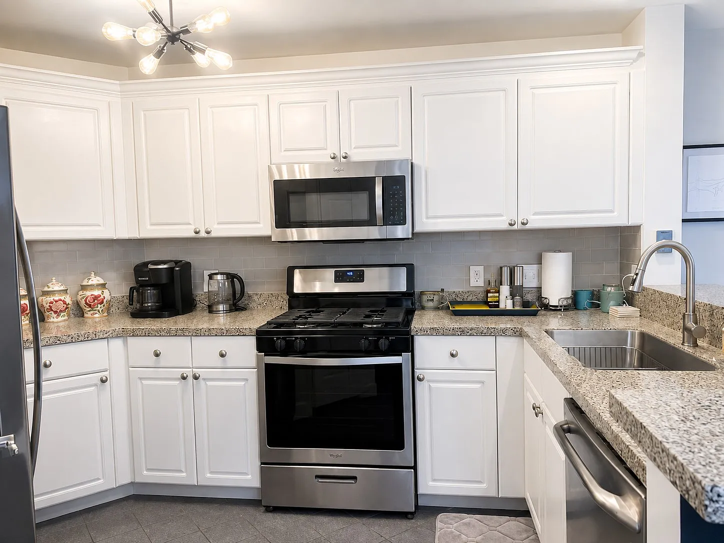 3 bed, 1491 sqft, $2,575 — Photo 3
