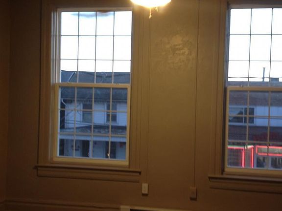 5th image of 1 E Main St APT 5