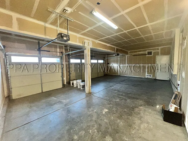 132 Shea Ct — Photo 35