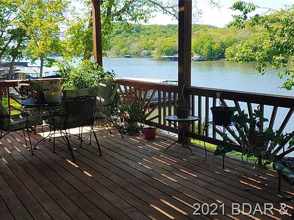 5th image of 777 Hyde Park Dr