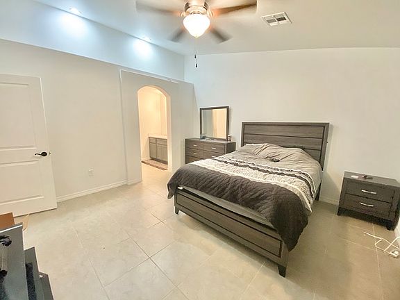 5th image of 249 N Janet Napolitano Ct