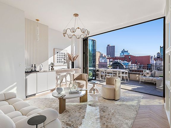3rd image of 378 Broome St Unit Penthouse