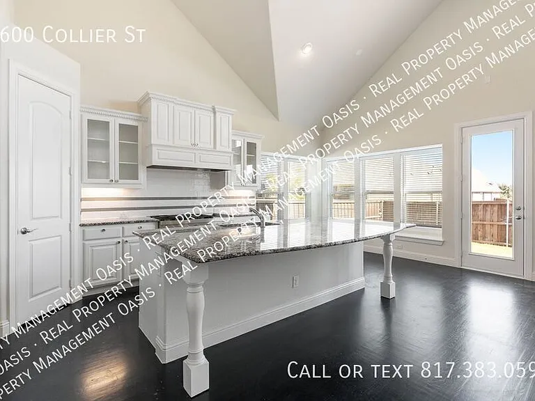 2600 Collier St — Photo 11