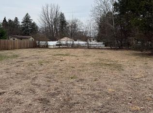 52 Park St, Montrose, MI 48457