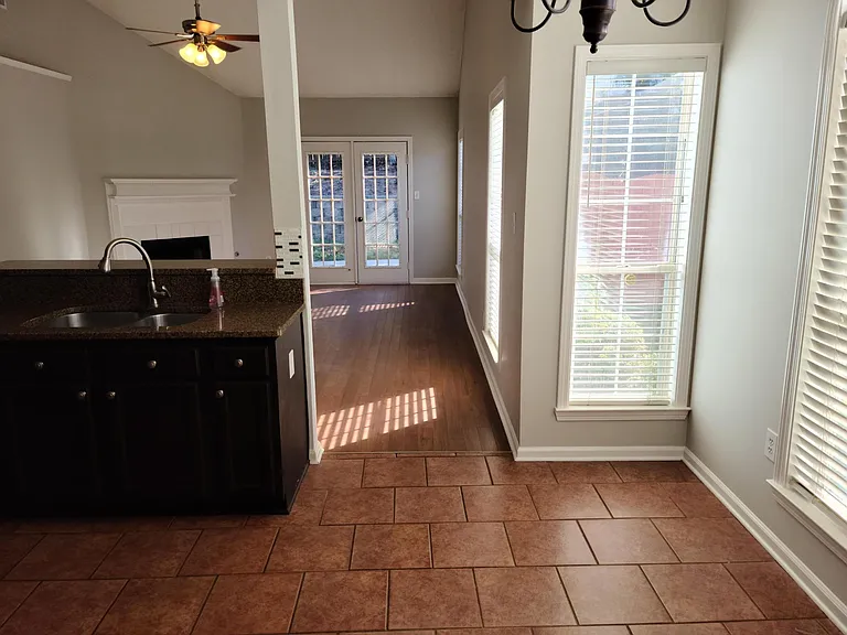 106 Sagamore Ln — Photo 23