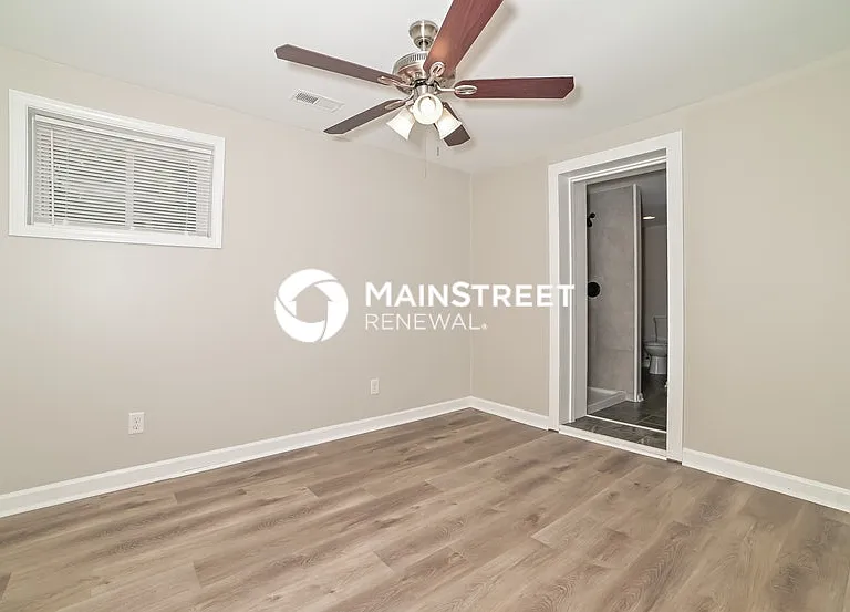 5115 Landbrook Dr — Photo 6