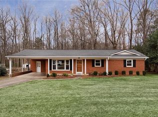 324 Meadowood Cir, Kannapolis, NC 28081