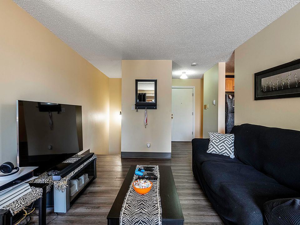 1st image of 95 McKenney Ave #130