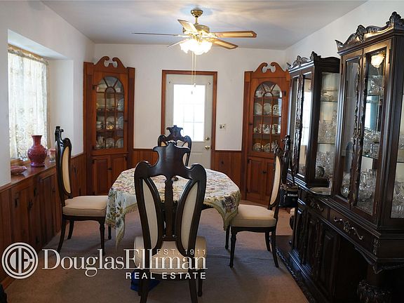 5th image of 615 Adams Pl