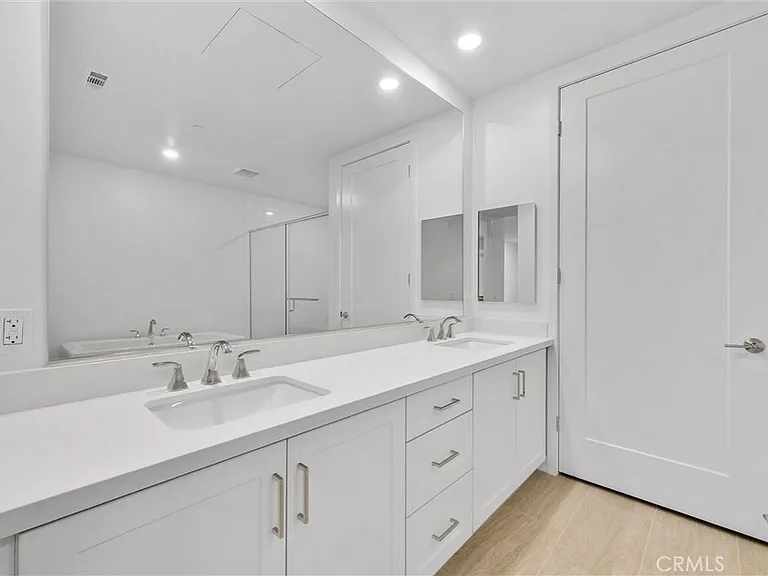 2205 Rivington — Photo 35