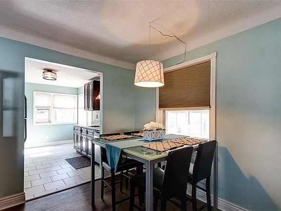 4th image of 37560 Green Dr