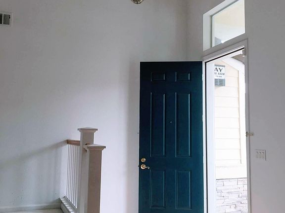 2nd image of 3698 Greymont Dr
