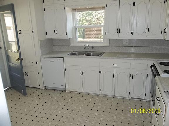 4th image of 1016 S Milam St