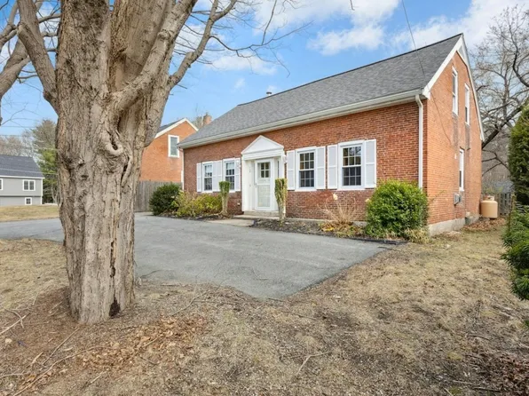 12 Chapin Ct, Northborough, MA 01532