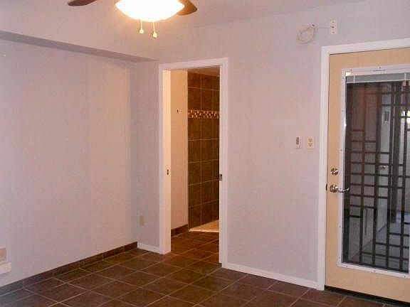 5th image of 1141 E Belmont Ave