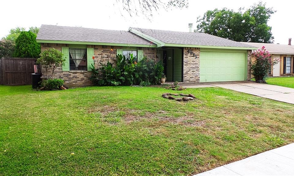 1st image of 4833 Garvin Dr