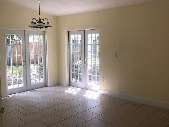 2nd image of 4931 Wildflower Dr