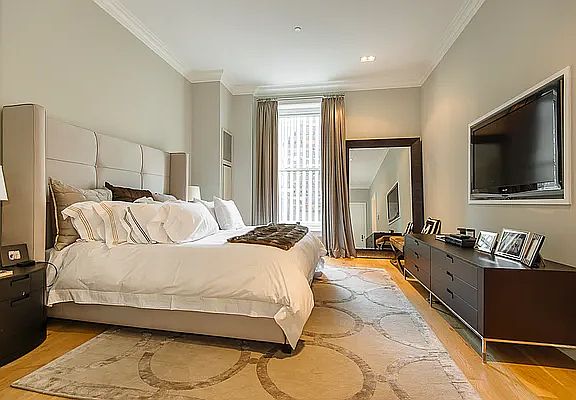 4th image of 1 Central Park S #515