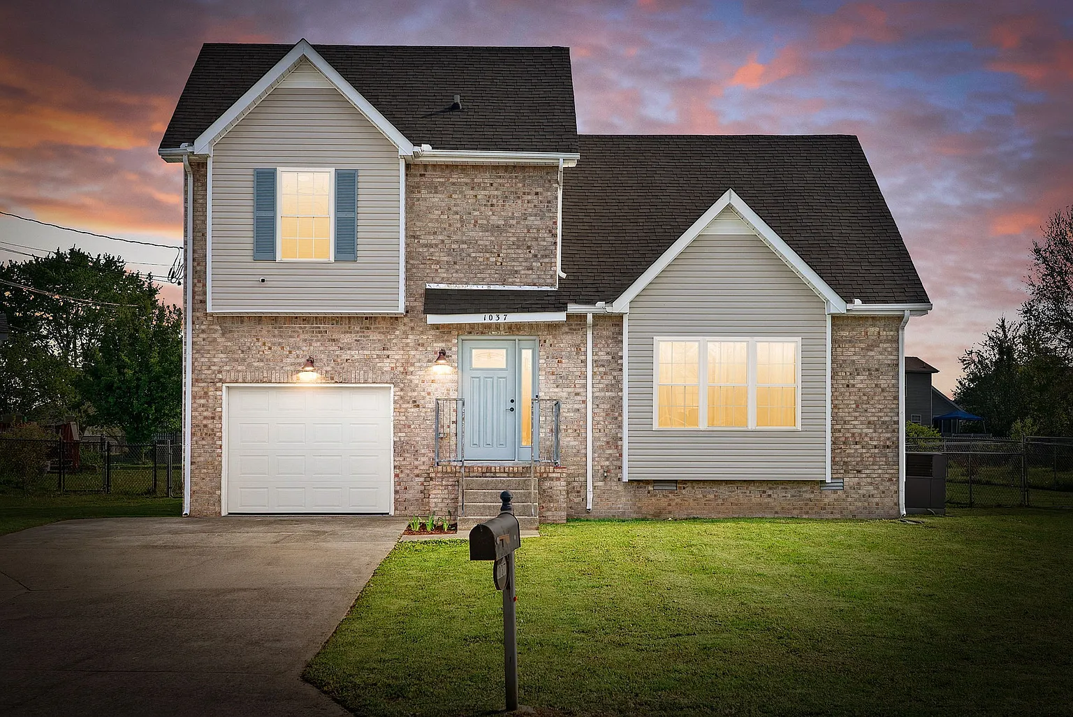 1037 Summerhaven Rd photo 1