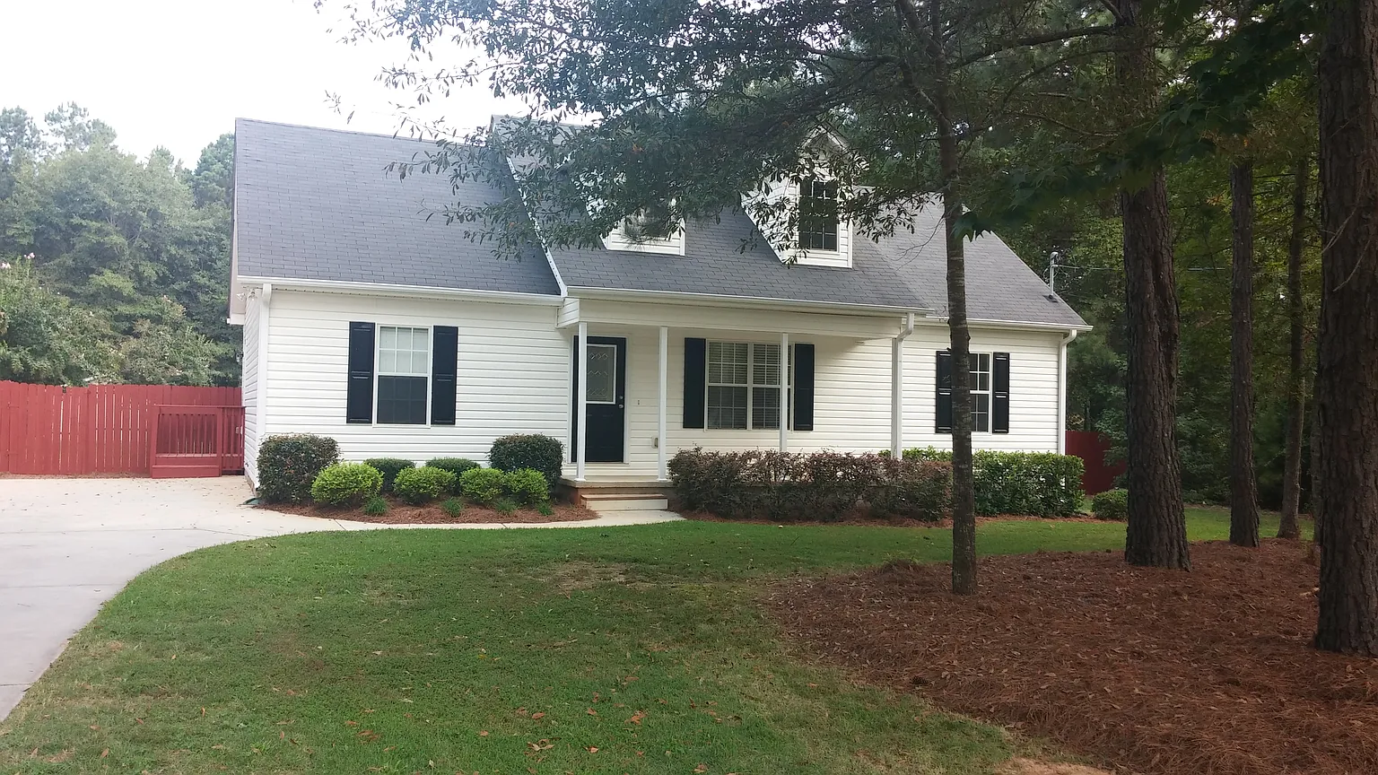138 Ridgeway Rd photo 1