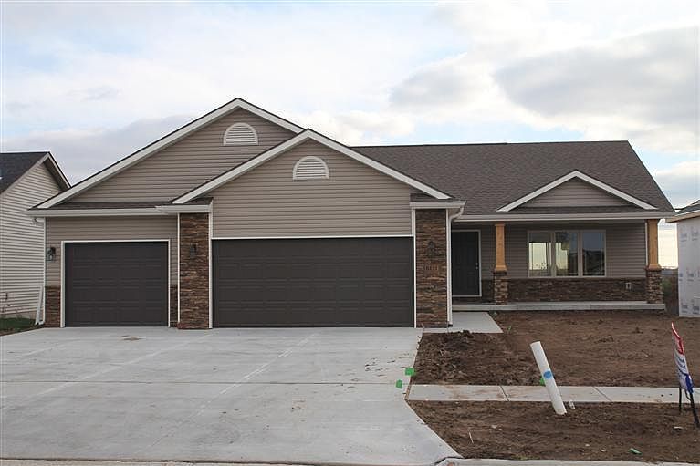 1st image of 6131 Chatsworth Ln