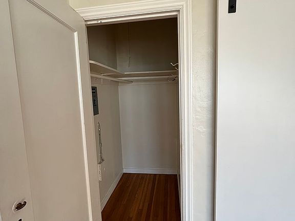 5th image of 3324 Broderick St APT 6