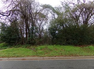 22 James St, Forsyth, GA 31029