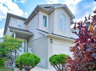 51 Peach Blossom Cres, Kitchener, ON N2E3Z7