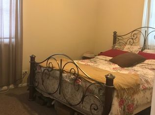 18524 W Geier Rd, Gurnee, IL 60031