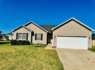955 Mossy Stone Ct, Bowling Green, KY 42101