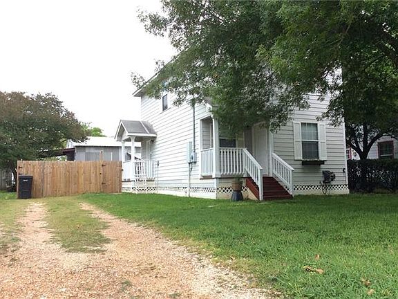 2nd image of 812 N Rockdale St