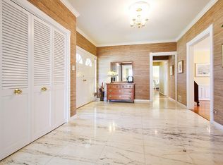 1201 Sheffield Ln, Glenview, IL 60025