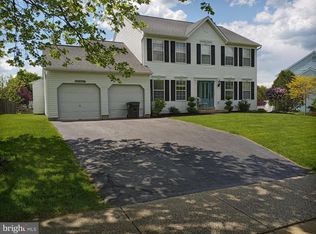 4815 Woodspring Dr, Pipersville, PA 18947