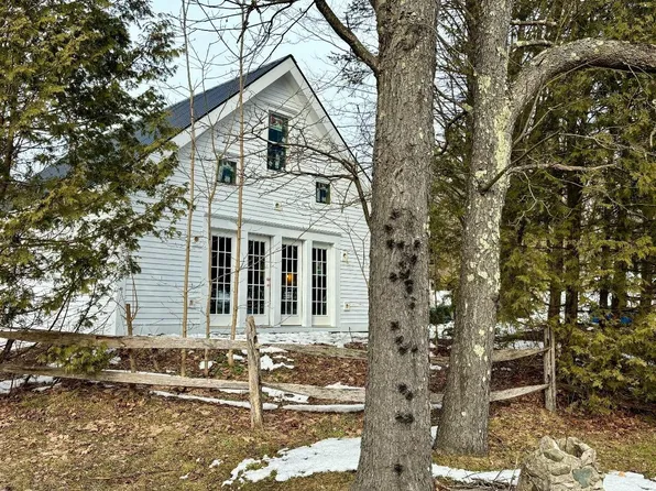 15 Demars Road, Morristown, VT 05661
