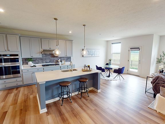 2nd image of 7153 Oak Trace Ln