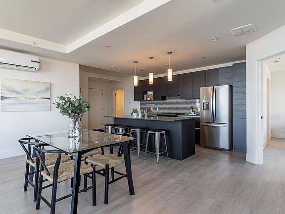 4th image of 172 Wentworth Dr #2-Bedroom