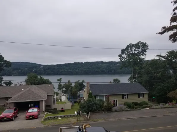 53 Mountain View Dr, Brookfield, CT 06804