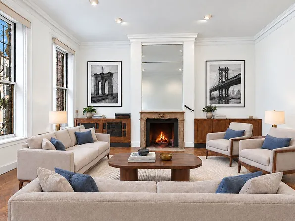 243 E 61st St, New York, NY 10065